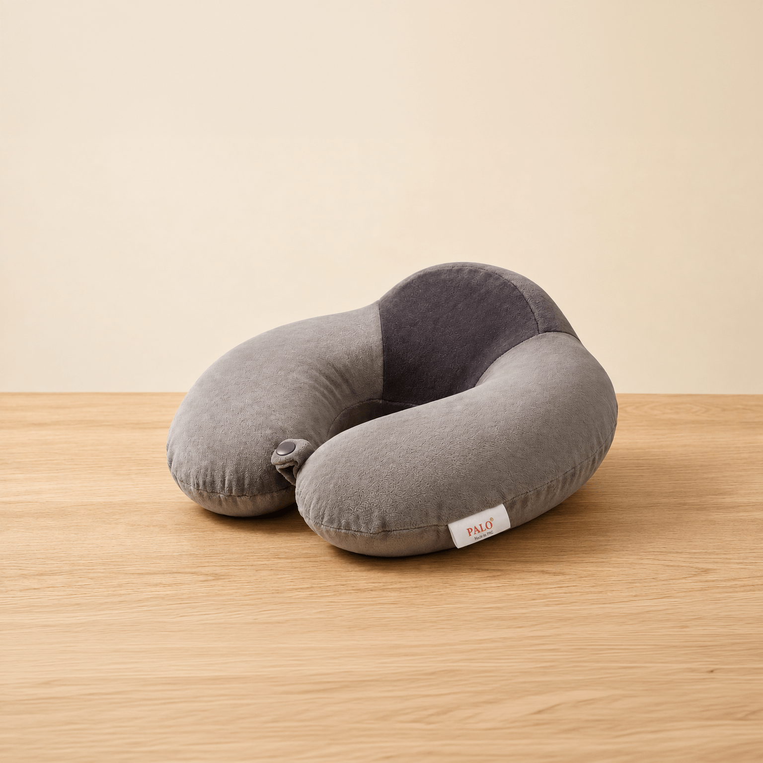 Pillows & neck