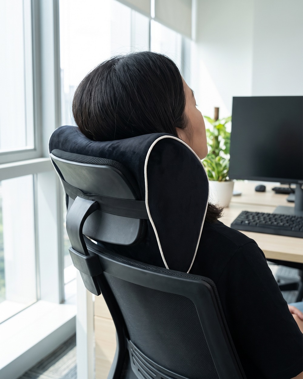 PALO 2-in-1 Headrest
